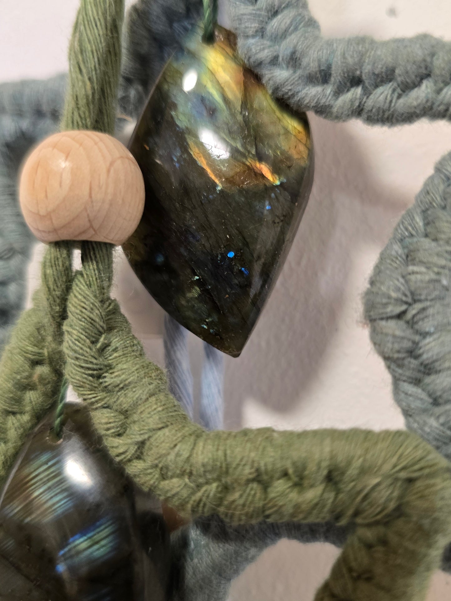 Makrameestern mit Labradorit