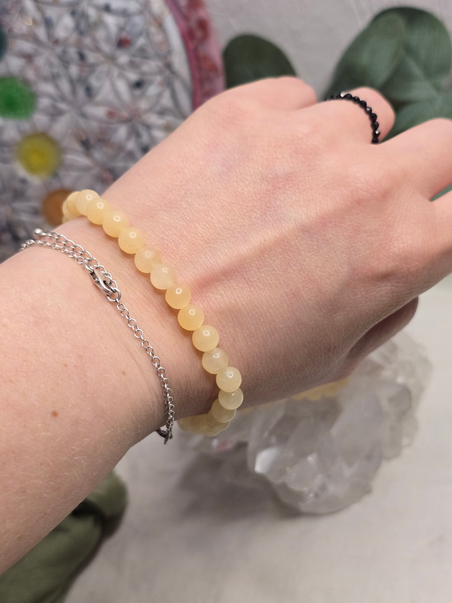 Armband Orangencalcit – 6 mm Kugeln, handgefertigt & maßgefertigt (XS–XL)