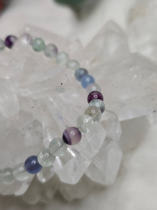 Armband Regenbogenfluorit – 6 mm Kugeln, handgefertigt & maßgefertigt (XS–XL)