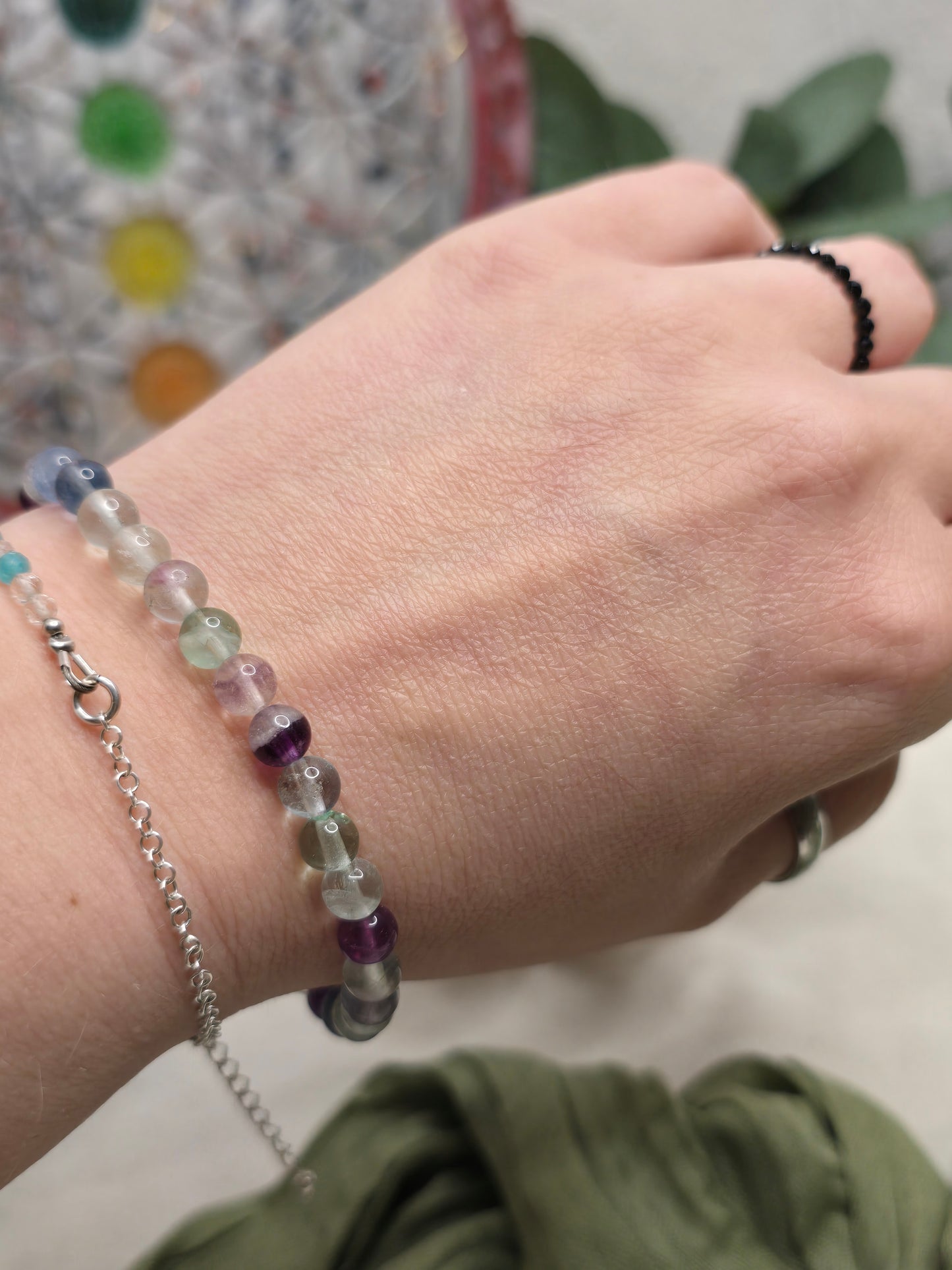Armband Regenbogenfluorit – 6 mm Kugeln, handgefertigt & maßgefertigt (XS–XL)