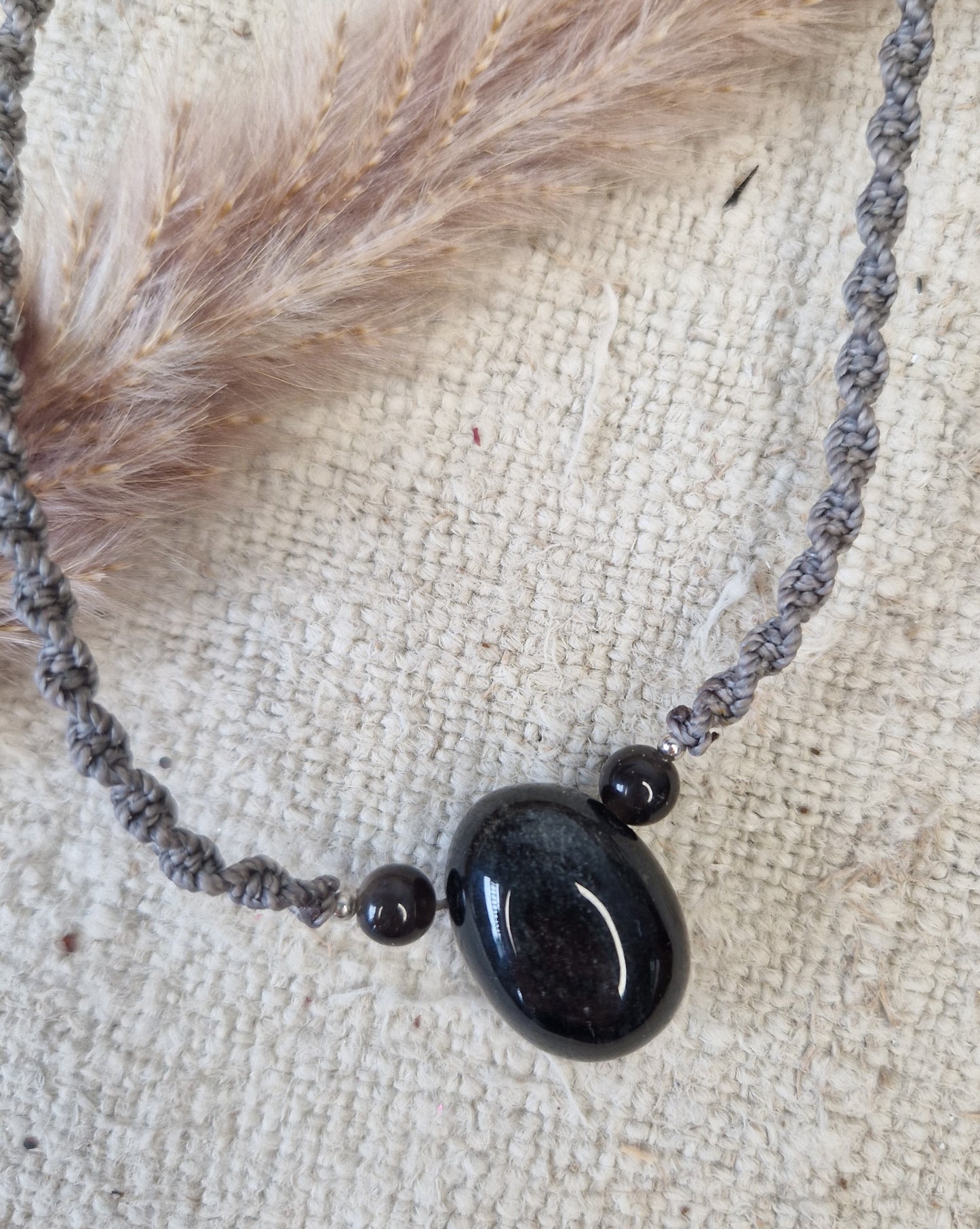 Makrameekette mit Silberobsidian -EINZELSTÜCK