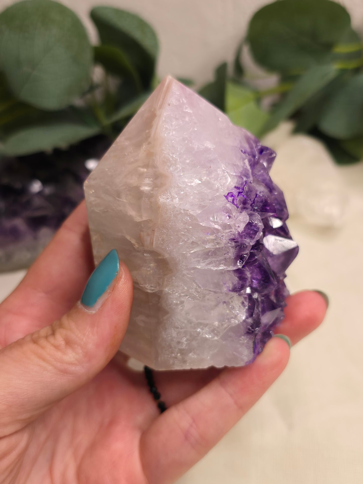 Amethyst Turm – Kristallspitze ca. 7 × 6 cm