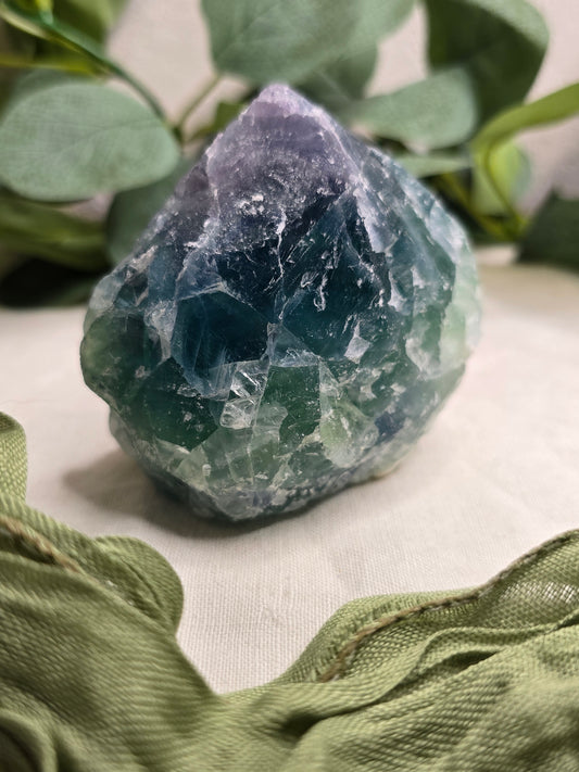 Regenbogenfluorit Rohstein – 423 g Natur-Unikat