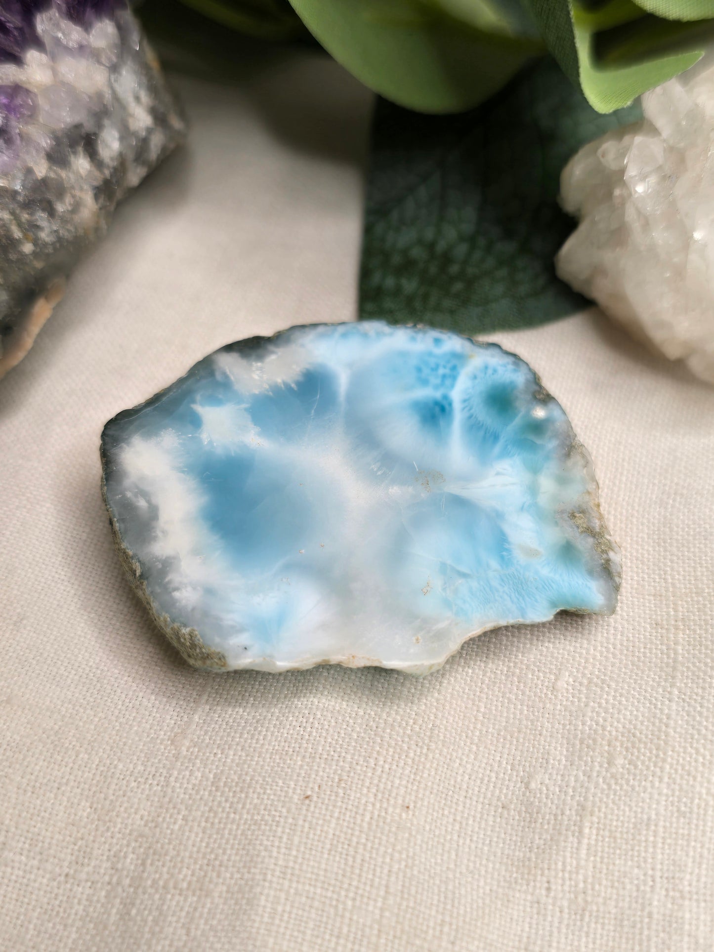 Larimar Anschliff – Stein der Ruhe & Verbundenheit