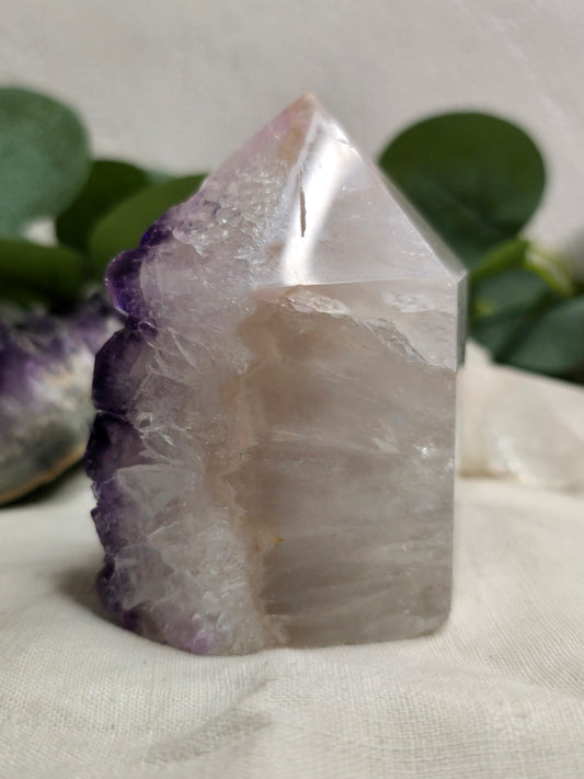 Amethyst Turm – Kristallspitze ca. 7 × 6 cm