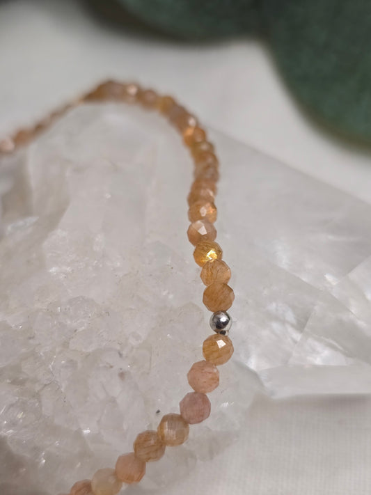 Armband Sonnenstein – 3 mm facettiert, handgefertigt & maßgefertigt (XS–XL)