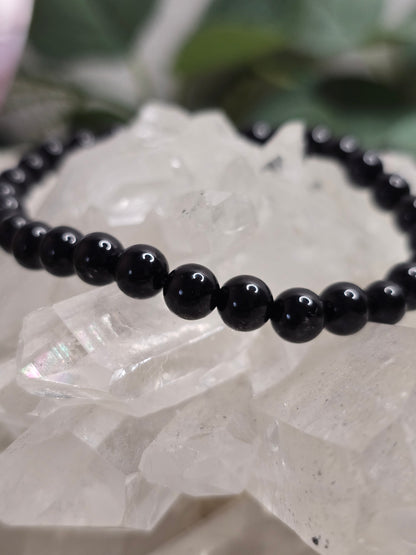 Armband Schwarzer Turmalin – 6 mm Kugeln, handgefertigt & maßgefertigt (XS–XL)