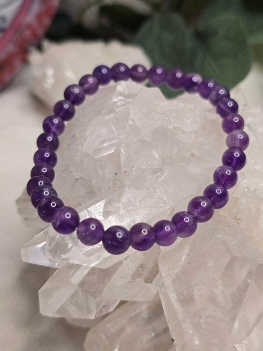 Armband Amethyst – 6 mm Kugeln, handgefertigt & maßgefertigt (XS–XL)