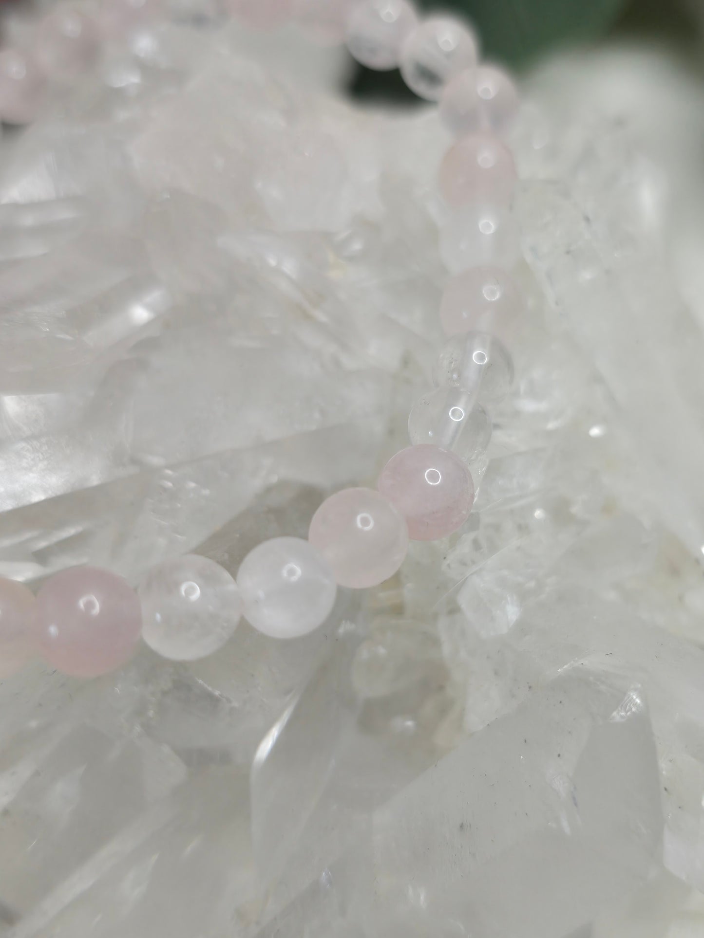 Armband Rosenquarz – 6 mm Kugeln, handgefertigt & maßgefertigt (XS–XL)