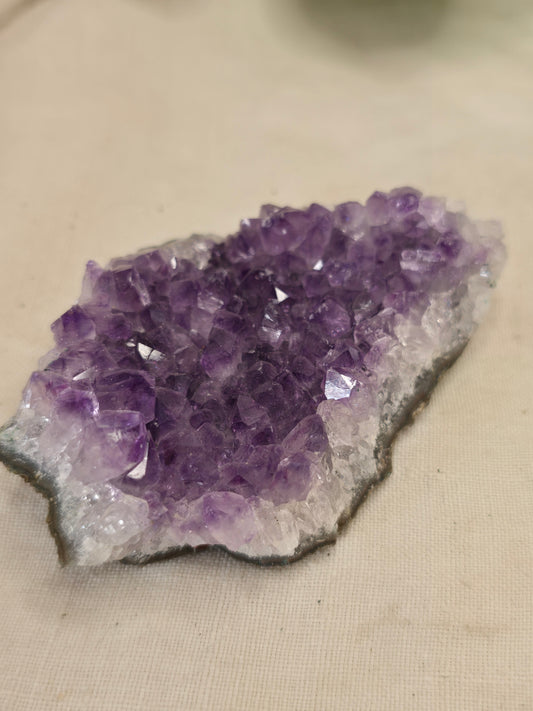 Amethyst Handstück – 98g, Einzelstück