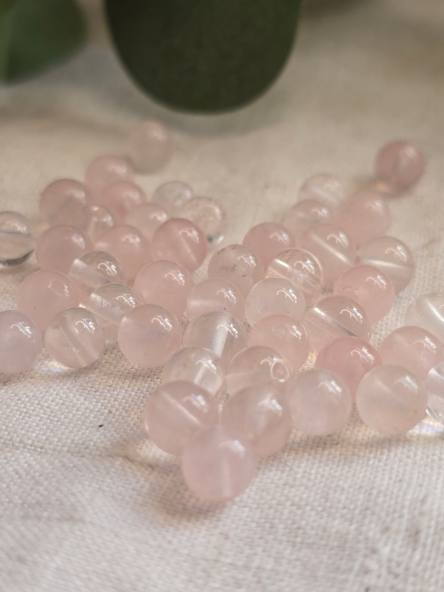 Rosenquarz Perlen 6 mm – A-Qualität, semi-transparent | 20 Stück für Schmuck & DIY