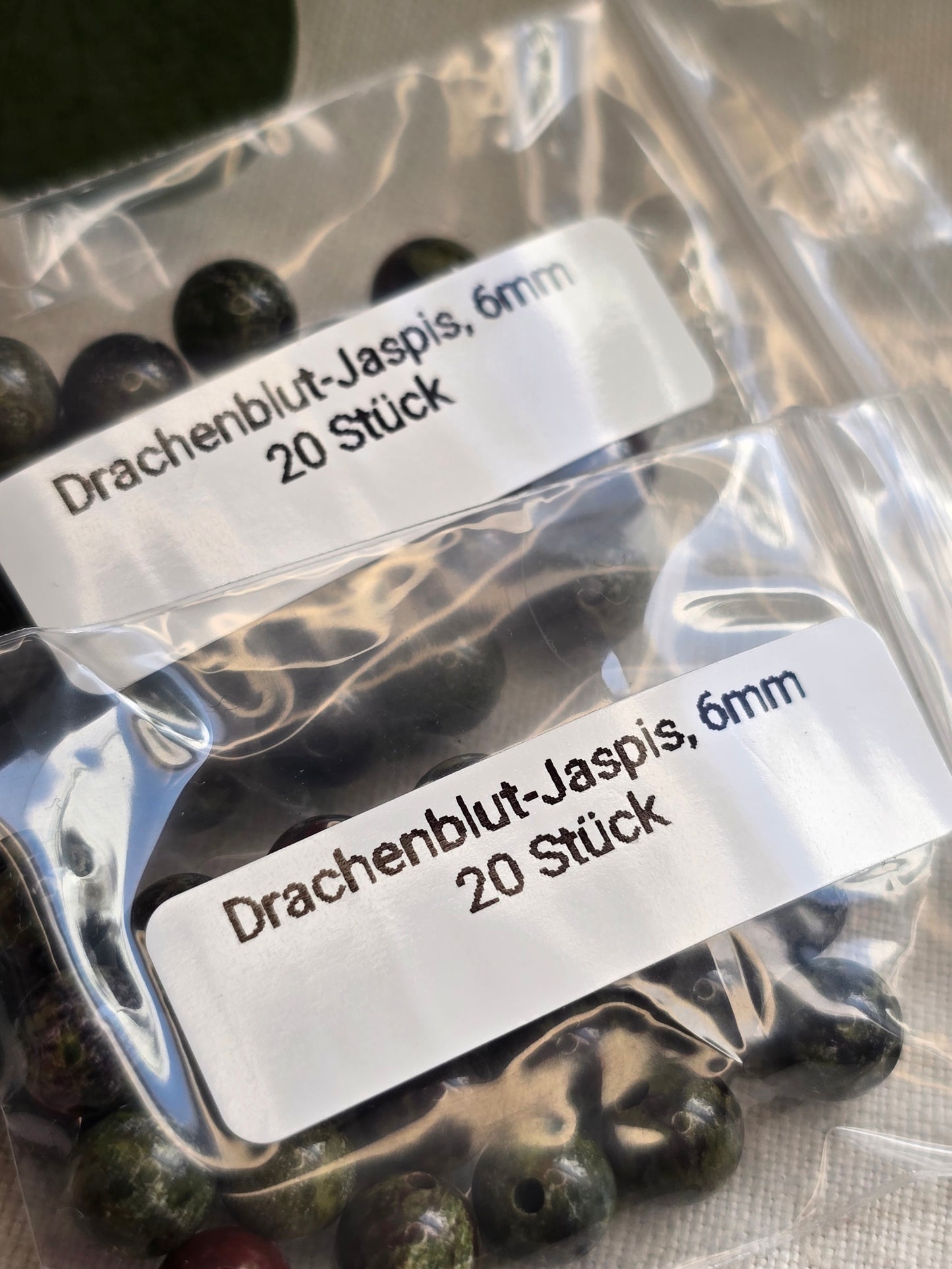Drachenblutjaspis Perlen 6 mm – A-Qualität | 20 Stück für Schmuck & DIY