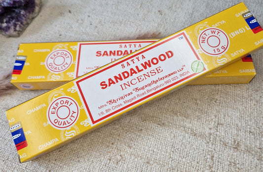 Satya Sandalwood Räucherstäbchen