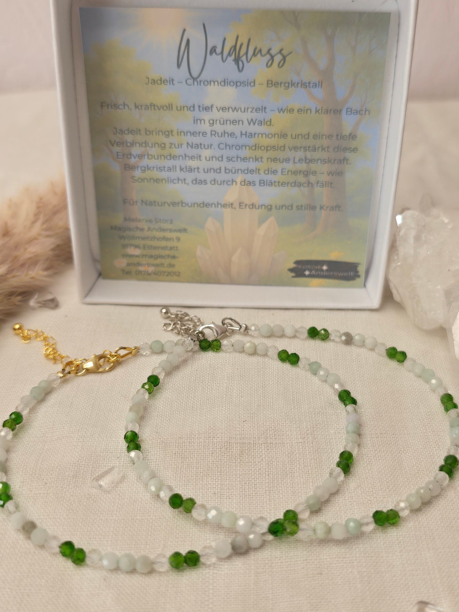 Fußkettchen „Waldfluss“ mit Jadeit, Chromdiopsid und Bergkristall, mit 925er Silber oder vergoldetem Verschluss und Verlängerungskette