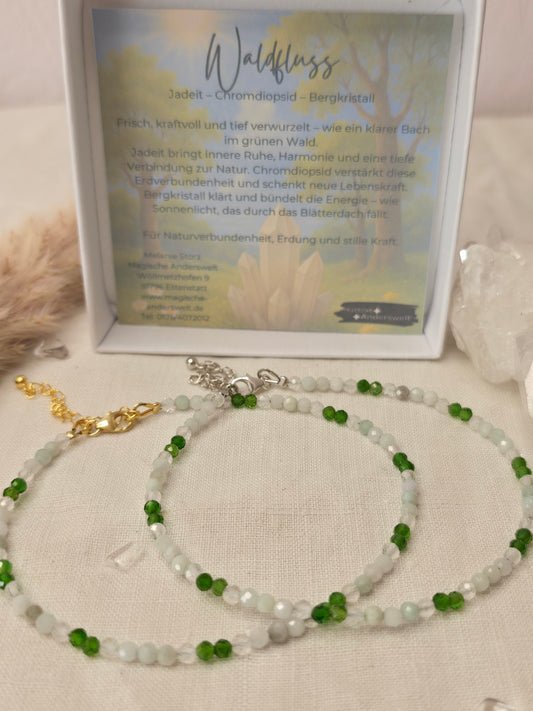 Fußkettchen „Waldfluss“ mit Jadeit, Chromdiopsid und Bergkristall, mit 925er Silber oder vergoldetem Verschluss und Verlängerungskette