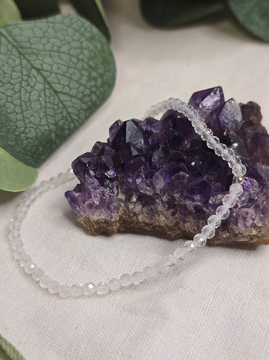 Armband Bergkristall – facettierte 3 mm Perlen mit 925er Silber
