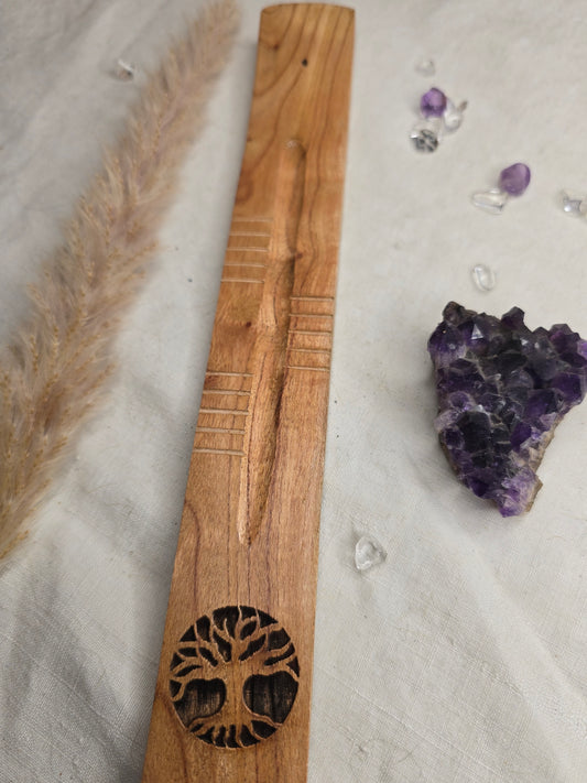 Holzhalter Yggdrasil