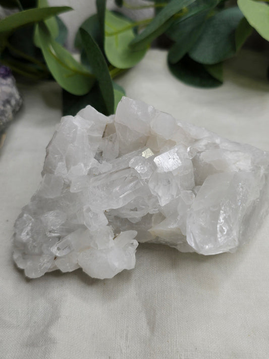 Bergkristall Stufe – 12 × 8 cm
