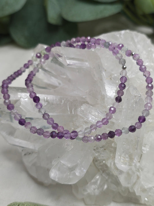 Armband Lila Fluorit – facettierte 3 mm Perlen mit 925er Silber
