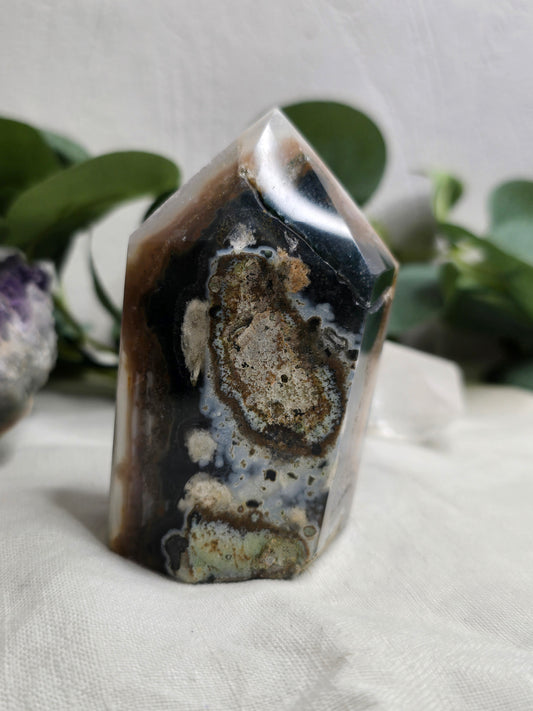 Amethyst Turm – Kristallspitze ca. 7 × 5,5 cm
