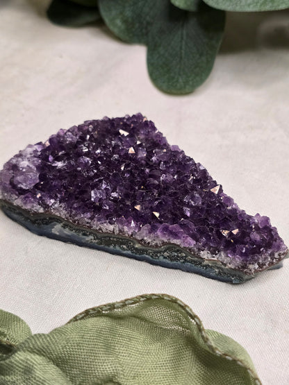 Amethyst Drusenstück – 153 g Natur-Unikat