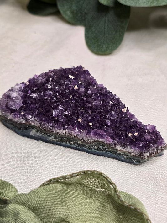Amethyst Drusenstück – 153 g Natur-Unikat