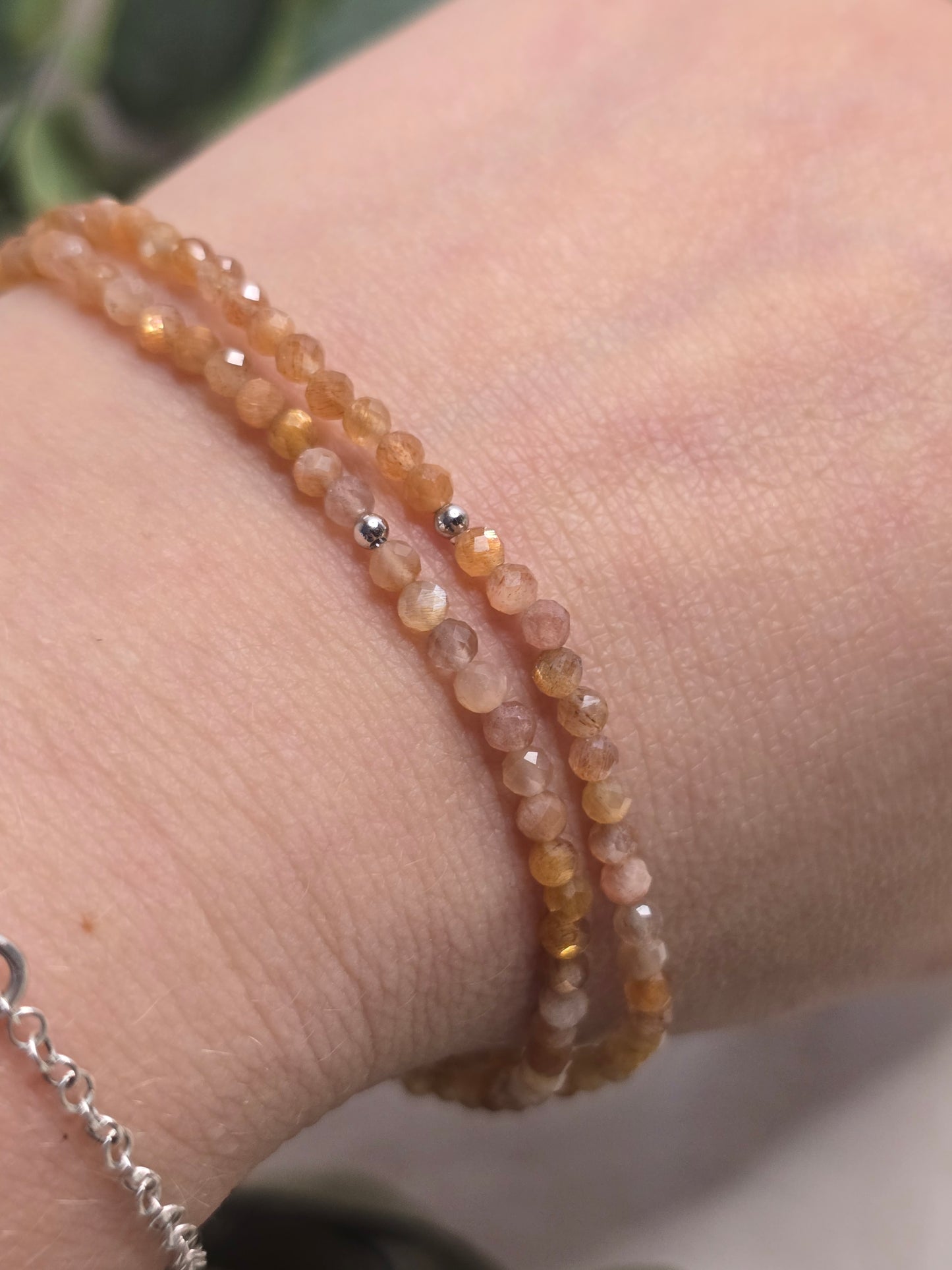 Armband Sonnenstein – facettierte 3 mm Perlen mit 925er Silber